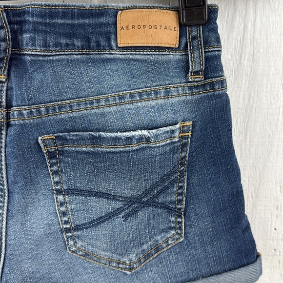 Aeropostale Women’s Size 2 Blue Shorty Stretch Denim Zip Fly 5-pocket Shorts - Picture 6 of 9
